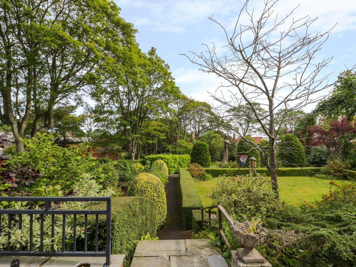 The Manor House Vila Scarborough Exterior foto